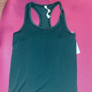 Lululemon speed swiftly tank